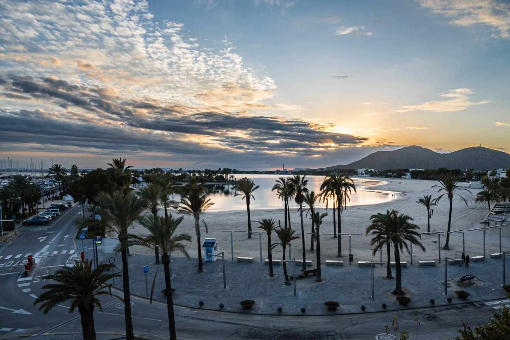 Luxury sea view Apartment in Puerto de Alcudia Exterior foto